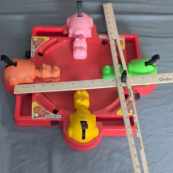 Hasbro Hungry Hippos Game - Red, Pink, Green, Yellow, Brown Missing The Balls - Picture 3 of 4